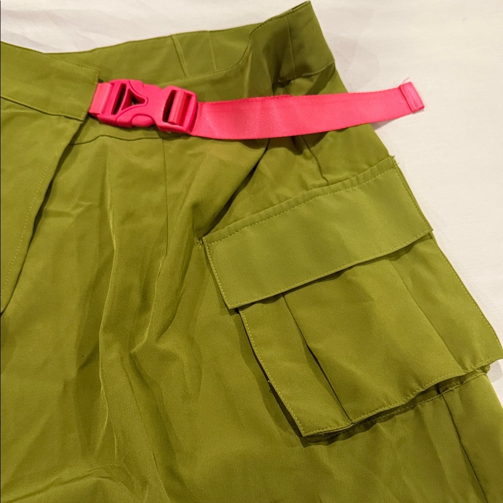 Fabletics Olive Green Mini Skirt with Pink Accent - Picture 2 of 2